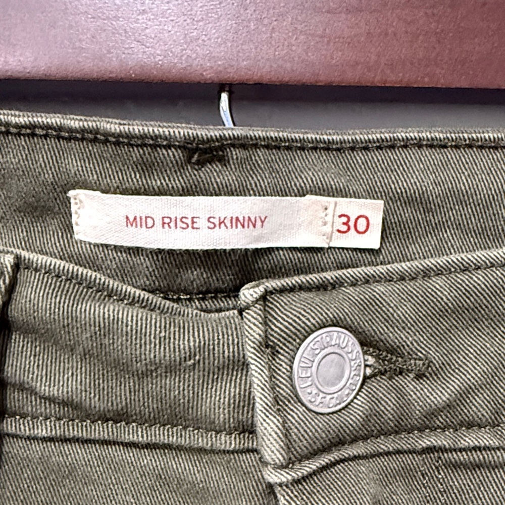 Levi's Mid Rise Skinny Jeans Size W30 x L32 Green - Picture 3 of 8